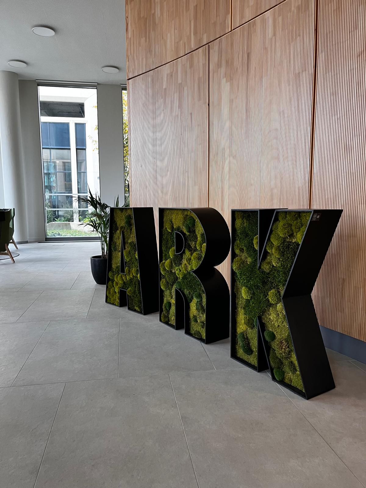 Logo végétal XXL pour Arkea Fonciere à Bordeaux