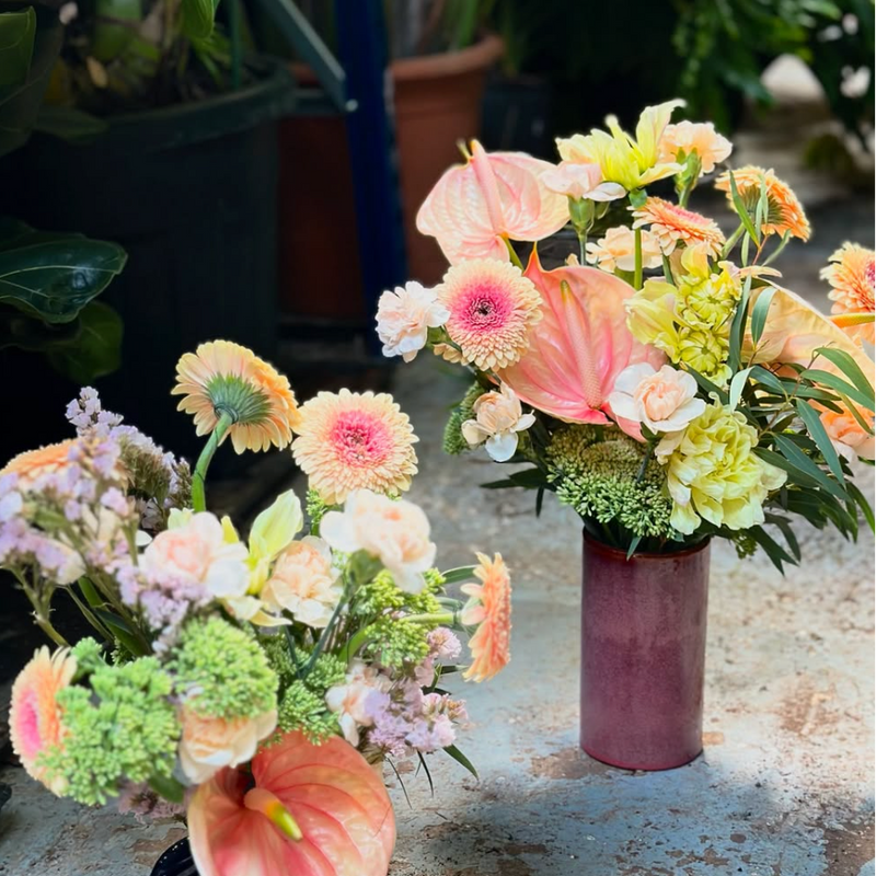Bouquet de fleurs flashy bureau