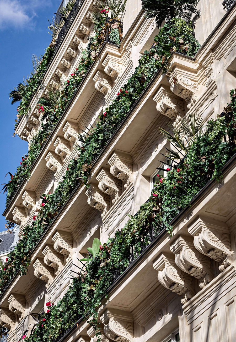 vegetalisation exterieure façade hotel paris plantes artificielles